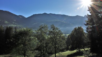 Fußweg Richtung Hahnenkamm