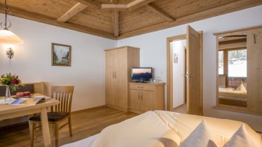 https://images.seekda.net/AT_UAB7-05-08-01/Appartement_Fischbacher_Ebbs_Buchberg_37b_Studio_12er_Kogel_1.jpg