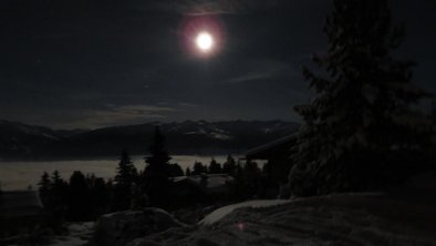 Vollmondnacht im Garten, © Alpin-Ferienwohnungen Hochzillertal