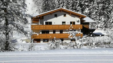Unser Haus im Winter, © Familie Steirer