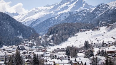 Dorf_St.Anton_Panorama_Winter © TVB St. Anton am A