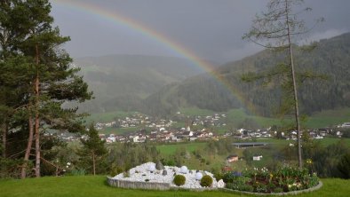 Aussicht mit Regenbogen