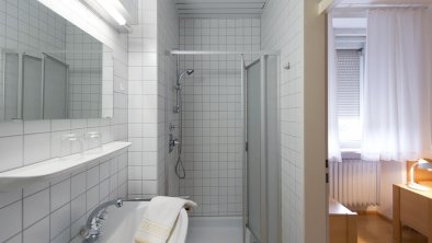 Badezimmer Kreuzschwestern Hall in Tirol