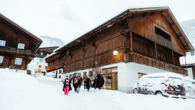 https://images.seekda.net/AT_UAB7-07-21-04/Nachtw%C3%A4chter_Obertilliach_-_Kinderwanderung_TVB_Osttirol_Elias_Bachmann_Obertilliach.jpg