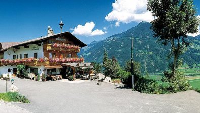 Ferienwohnungen-Schweiberer-Ried-Zillertal-Panoram