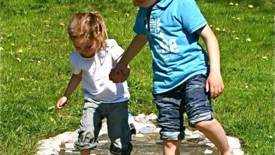 Wasserlauf im Tschitscher-Garten 2