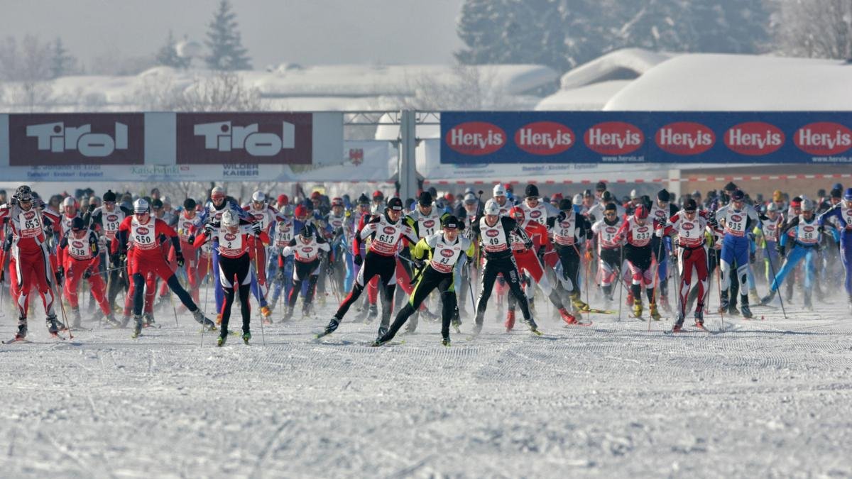 While the Swedes have their famous "Wasalauf", St. Johann plays host once a year to the "Koasalauf" – one of Europe's biggest mass-start cross-country skiing races attracting around 2,000 participants from around the world every year., © Kitzbüheler Alpen Marketing/Marco Felgenhauer