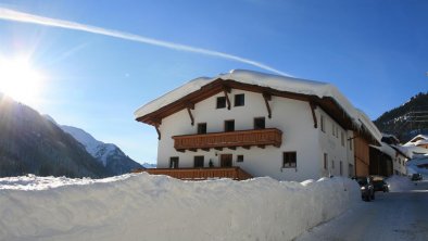 Winterbild - Am Kirchhof