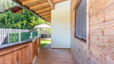 Balkon Wohnung Steinplatte zum Garten