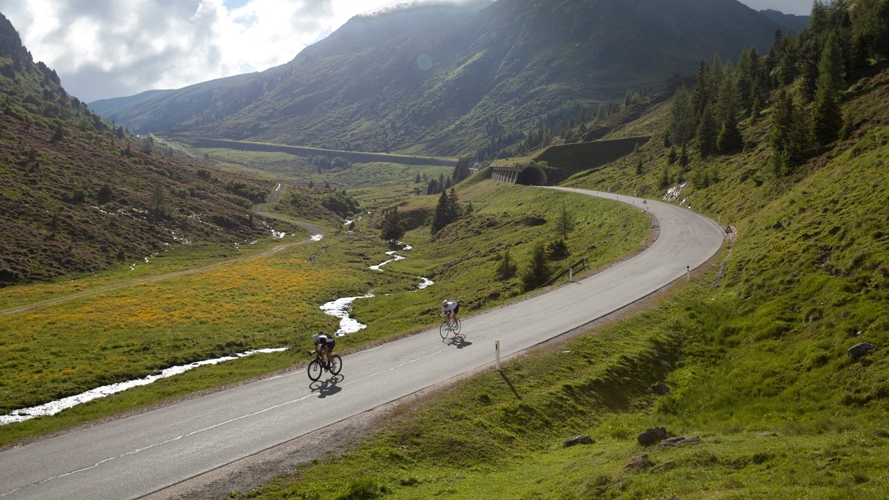 Roadbike riding in Kühtai, © Tirol Werbung / Soulas Oliver