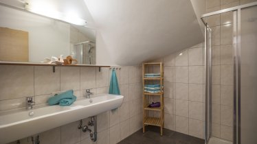 Haus_Natalie_Tux_Vorderlanersbach_54a_Badezimmer