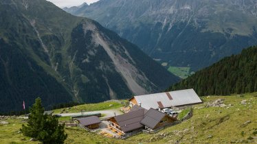 The Juifenalm is one of many traditional huts in the Sellrain Valley.
, © Tirol Werbung, Jörg Koopmann