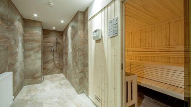 Sauna und Dusche
