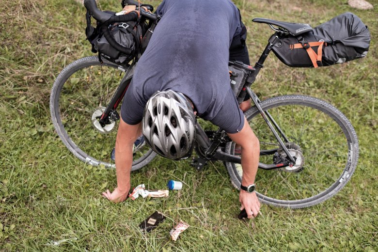 Hair gel in the saddle bag &ndash; not a good idea. Time to clean up!

