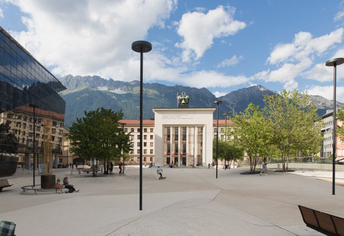 The Landhausplatz in Innsbruck is popular with skaters and BMX riders, © Tirol Werbung/Bert Heinzlmeier