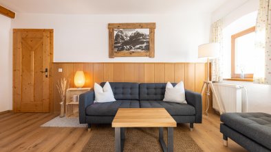 AMPFERSTEIN Wohnküche Couch
