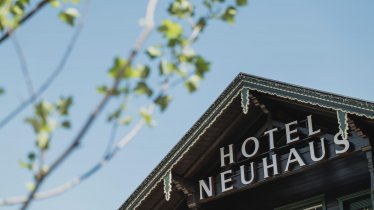 Neuhaus Zillertal Resort - Vorderansicht